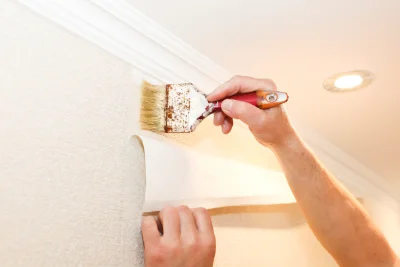 Pose de papier peint à Venansault — revêtements muraux et toiles de verre